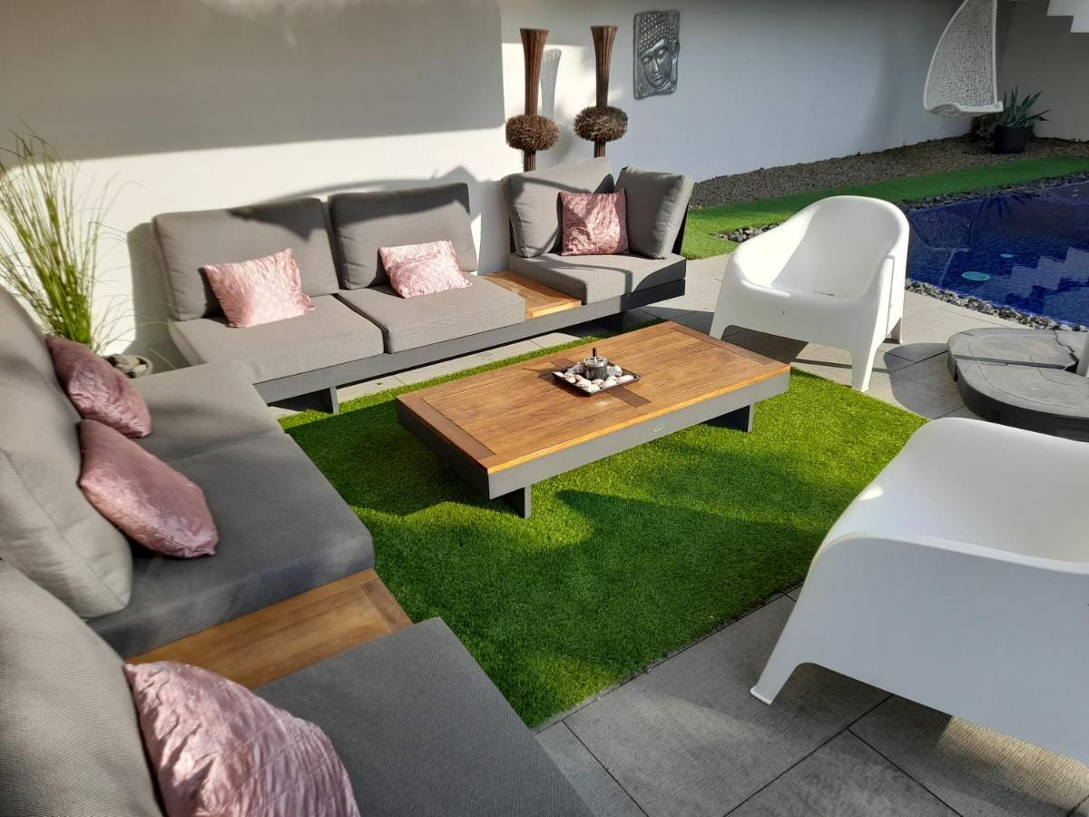 Private Family Villa Budaors Ngoại thất bức ảnh