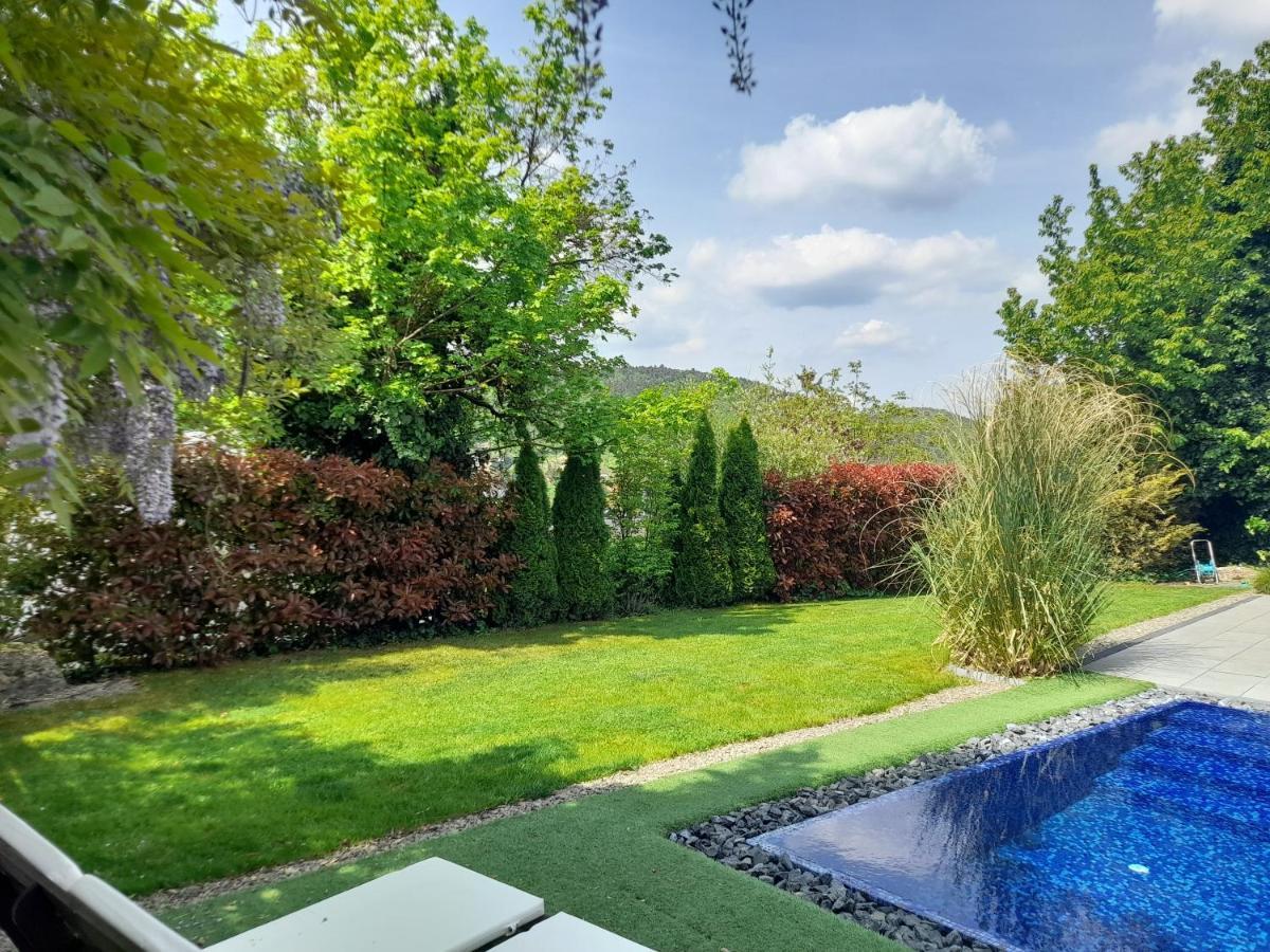 Private Family Villa Budaors Ngoại thất bức ảnh