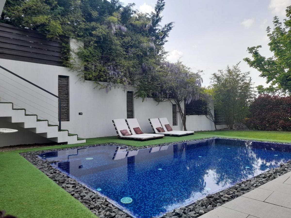Private Family Villa Budaors Ngoại thất bức ảnh