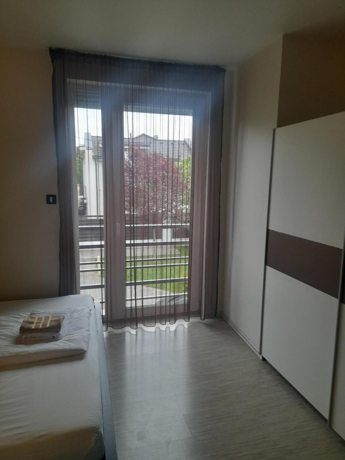 Private Family Villa Budaors Ngoại thất bức ảnh