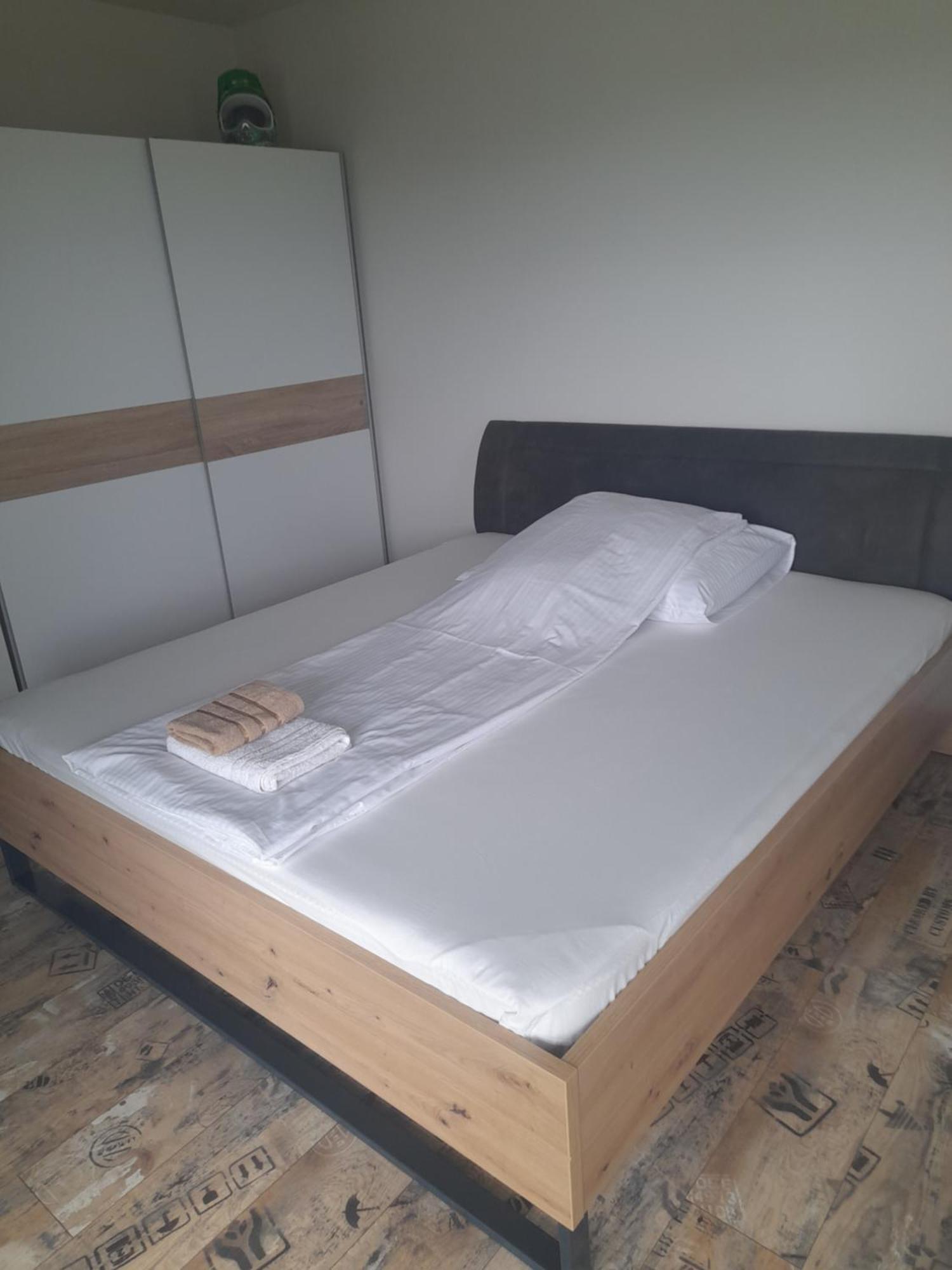 Private Family Villa Budaors Ngoại thất bức ảnh