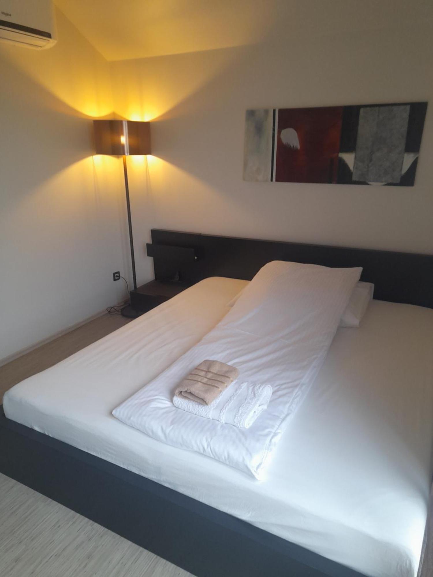 Private Family Villa Budaors Ngoại thất bức ảnh